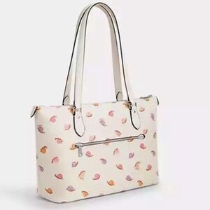 BRAND NEW COACH ***** Gallery Tote Bag With Snail Print